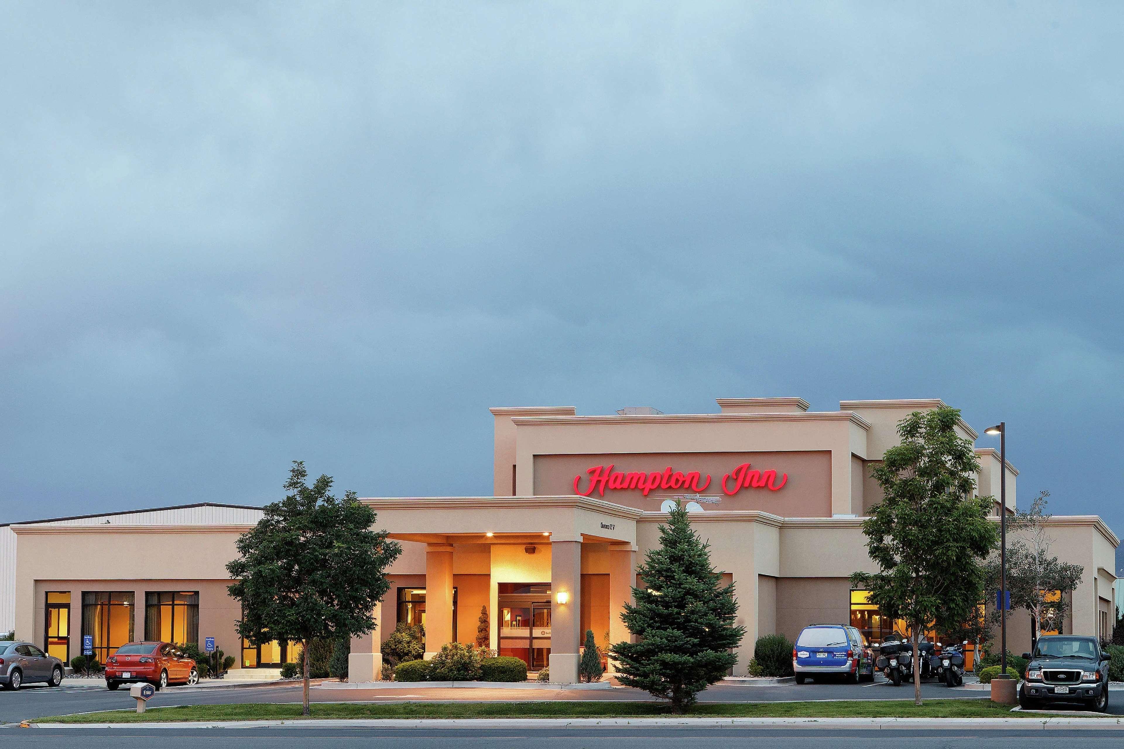 Hampton Inn By Hilton Montrose Exteriör bild
