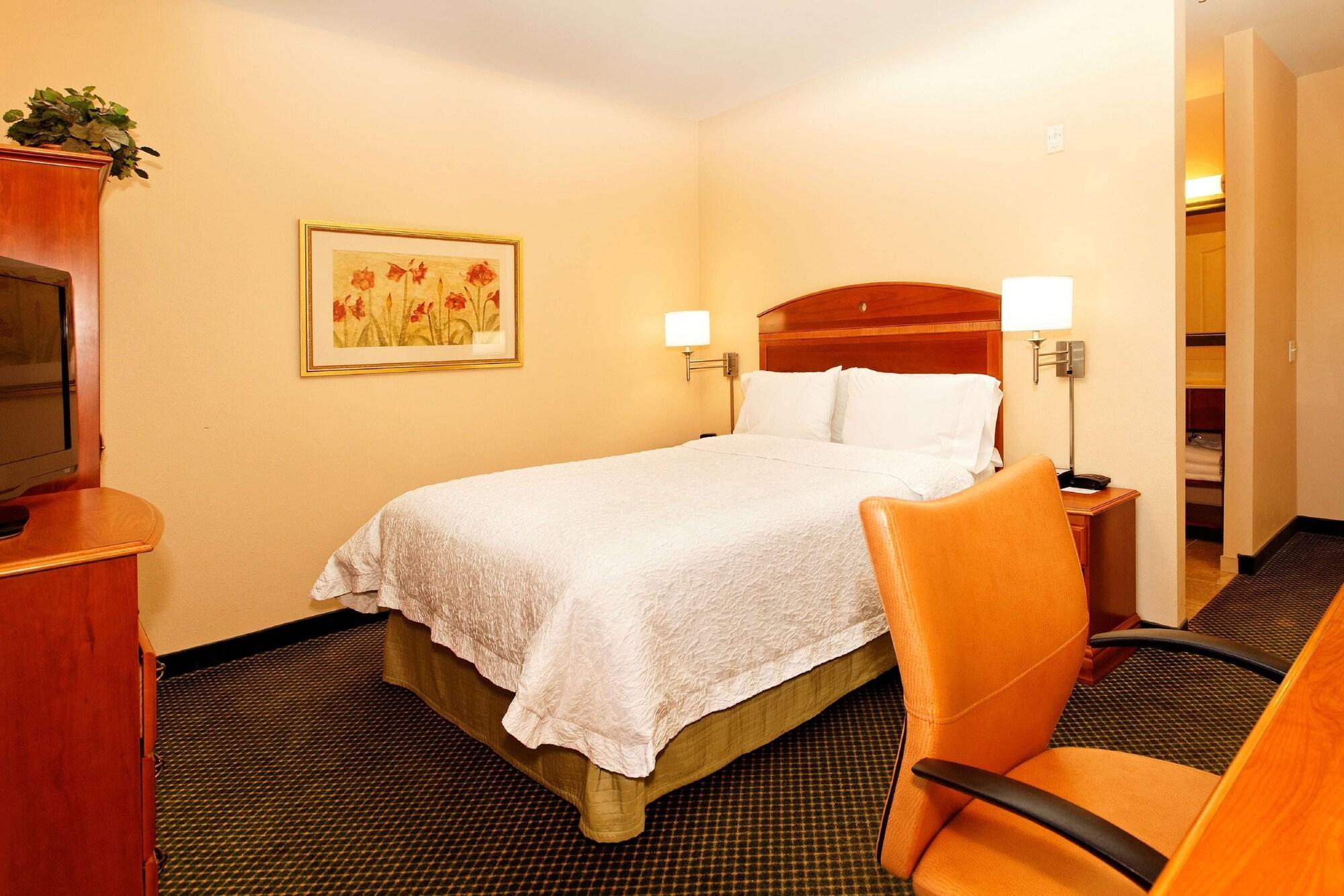 Hampton Inn By Hilton Montrose Exteriör bild