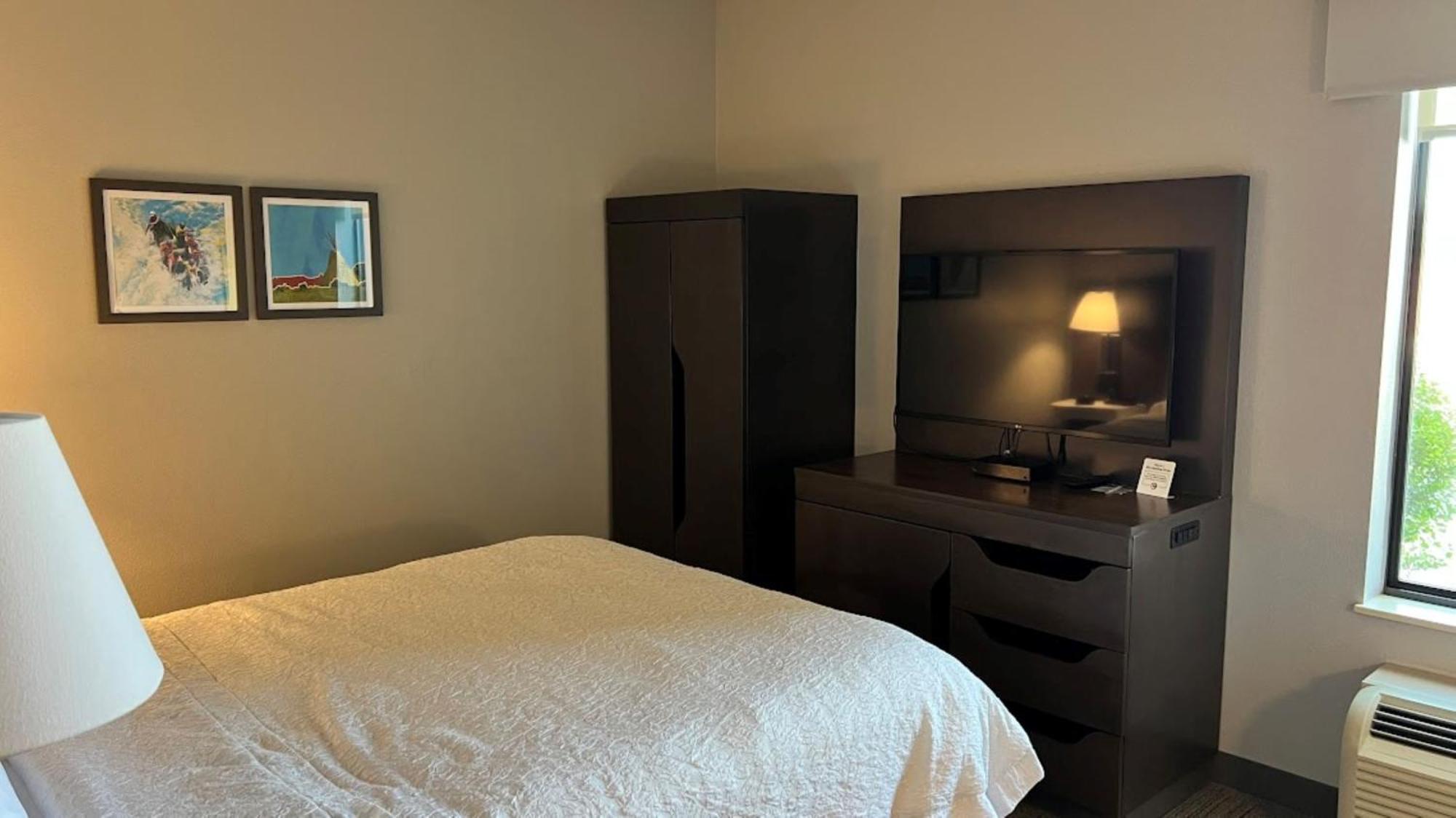 Hampton Inn By Hilton Montrose Exteriör bild