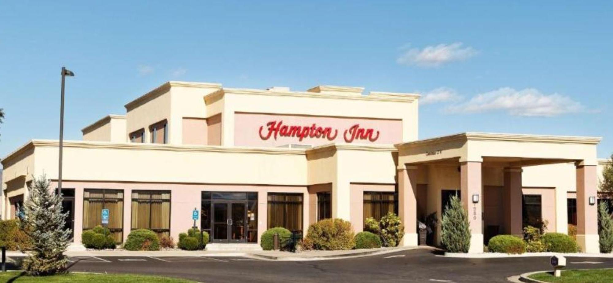 Hampton Inn By Hilton Montrose Exteriör bild