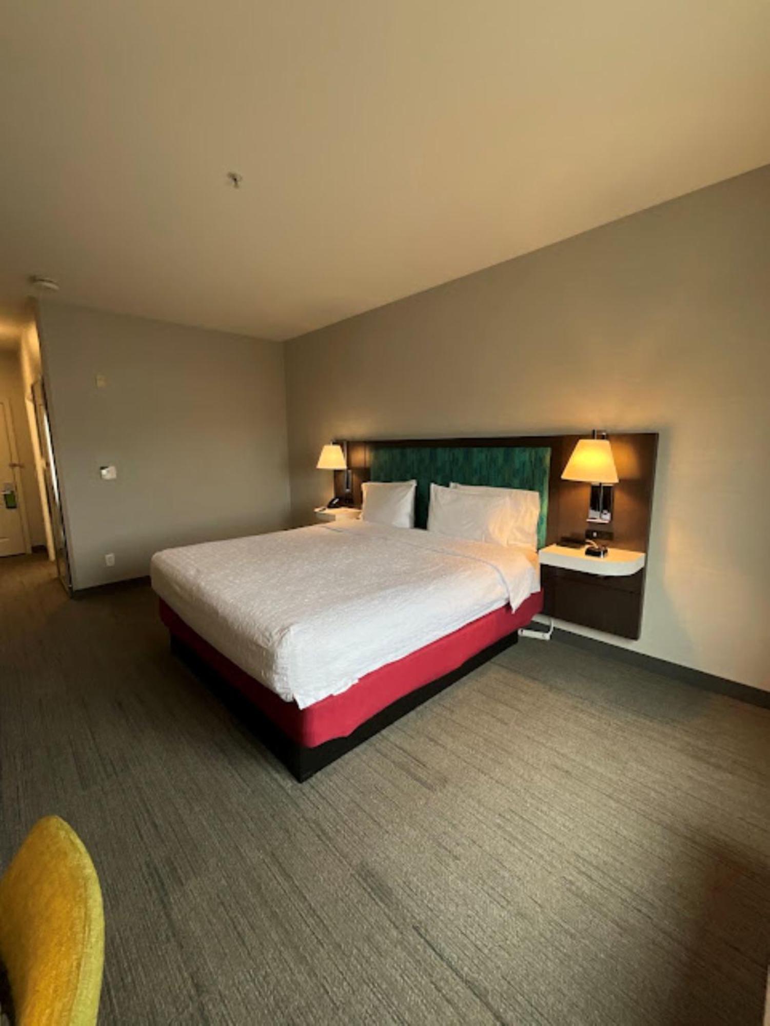 Hampton Inn By Hilton Montrose Exteriör bild