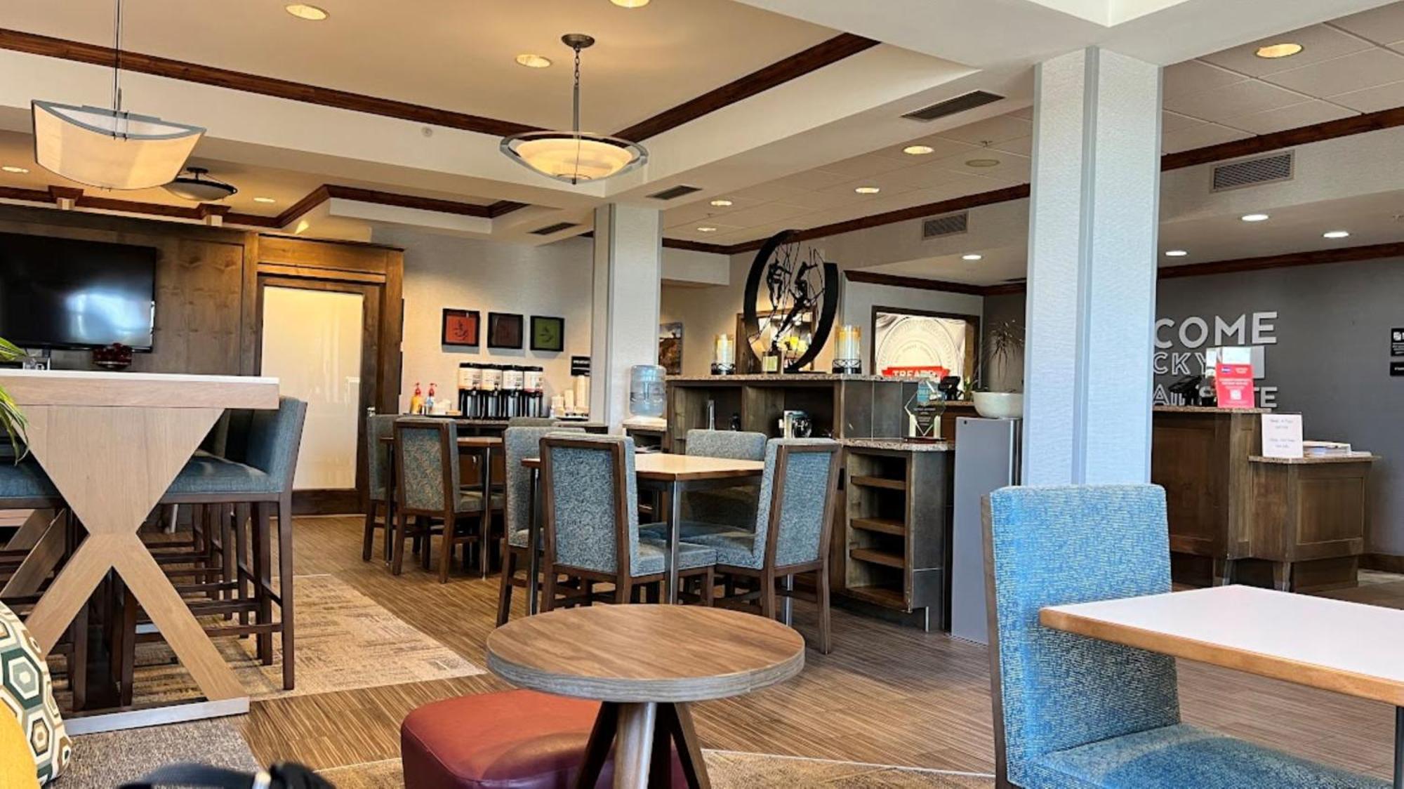 Hampton Inn By Hilton Montrose Exteriör bild